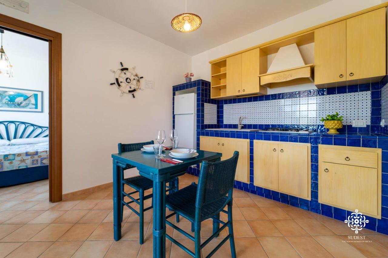 Borgo Marino Beach Residence Lampedusa Exterior photo