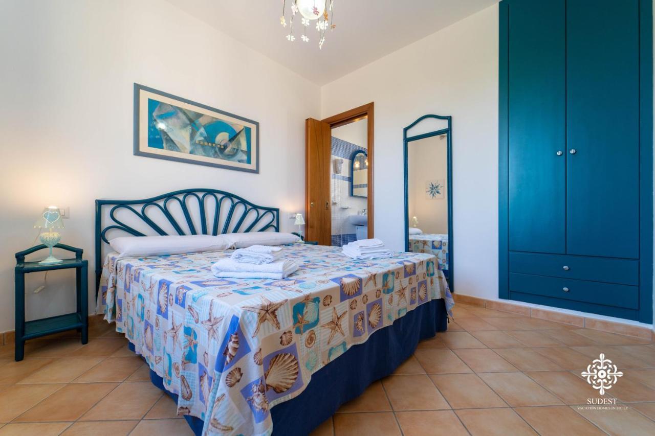 Borgo Marino Beach Residence Lampedusa Exterior photo