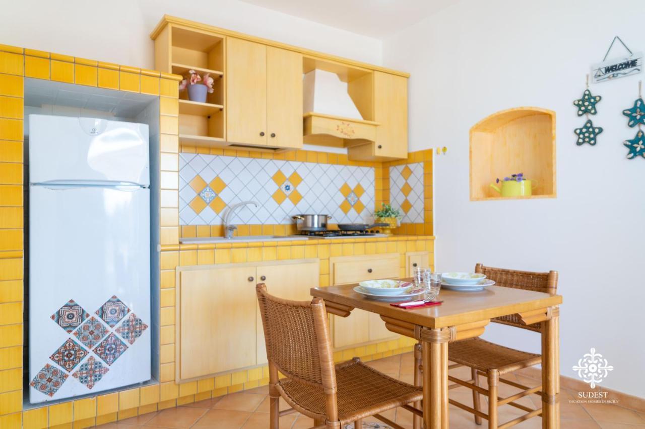 Borgo Marino Beach Residence Lampedusa Exterior photo