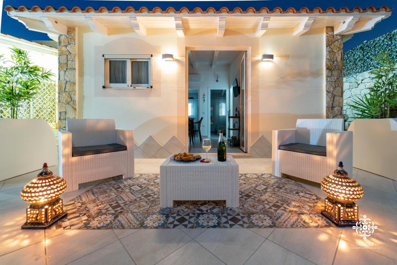 Borgo Marino Beach Residence Lampedusa Exterior photo