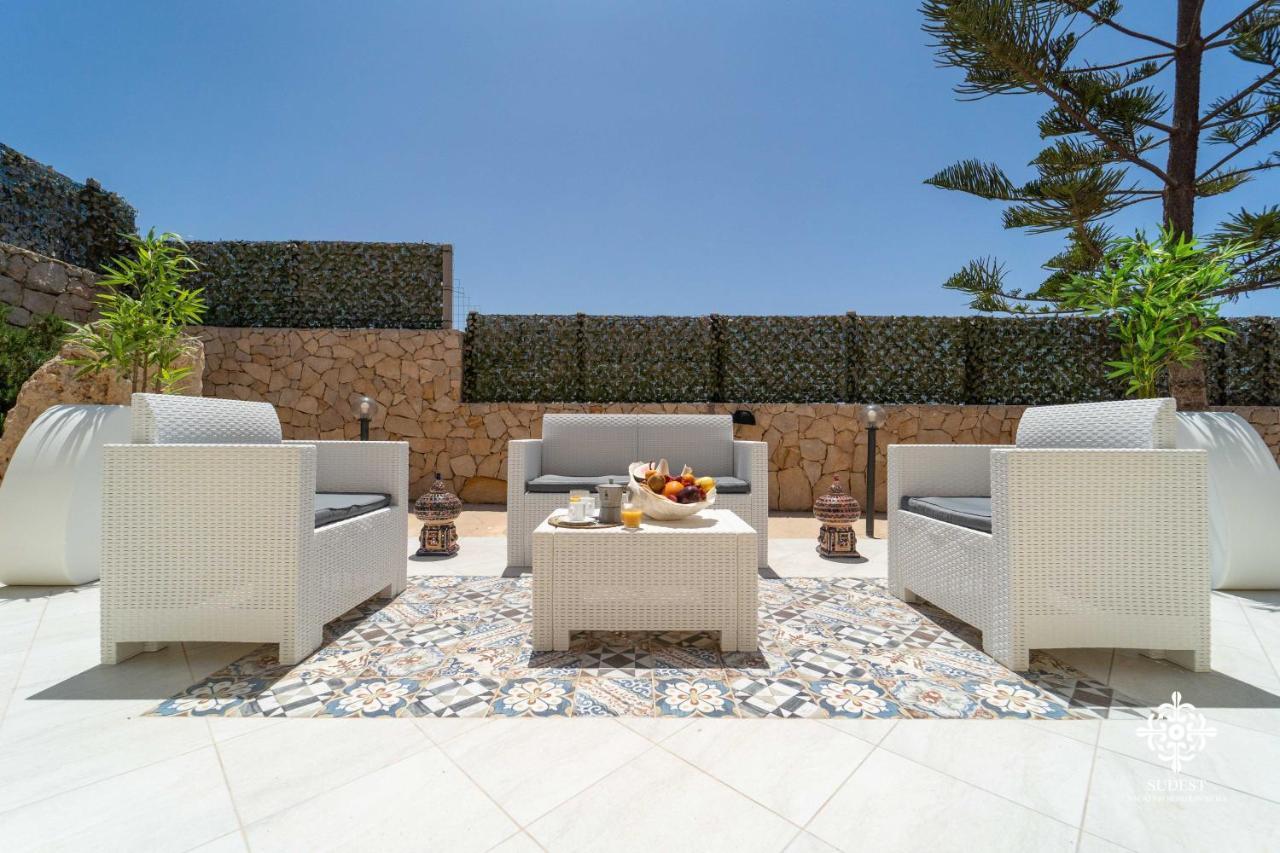 Borgo Marino Beach Residence Lampedusa Exterior photo