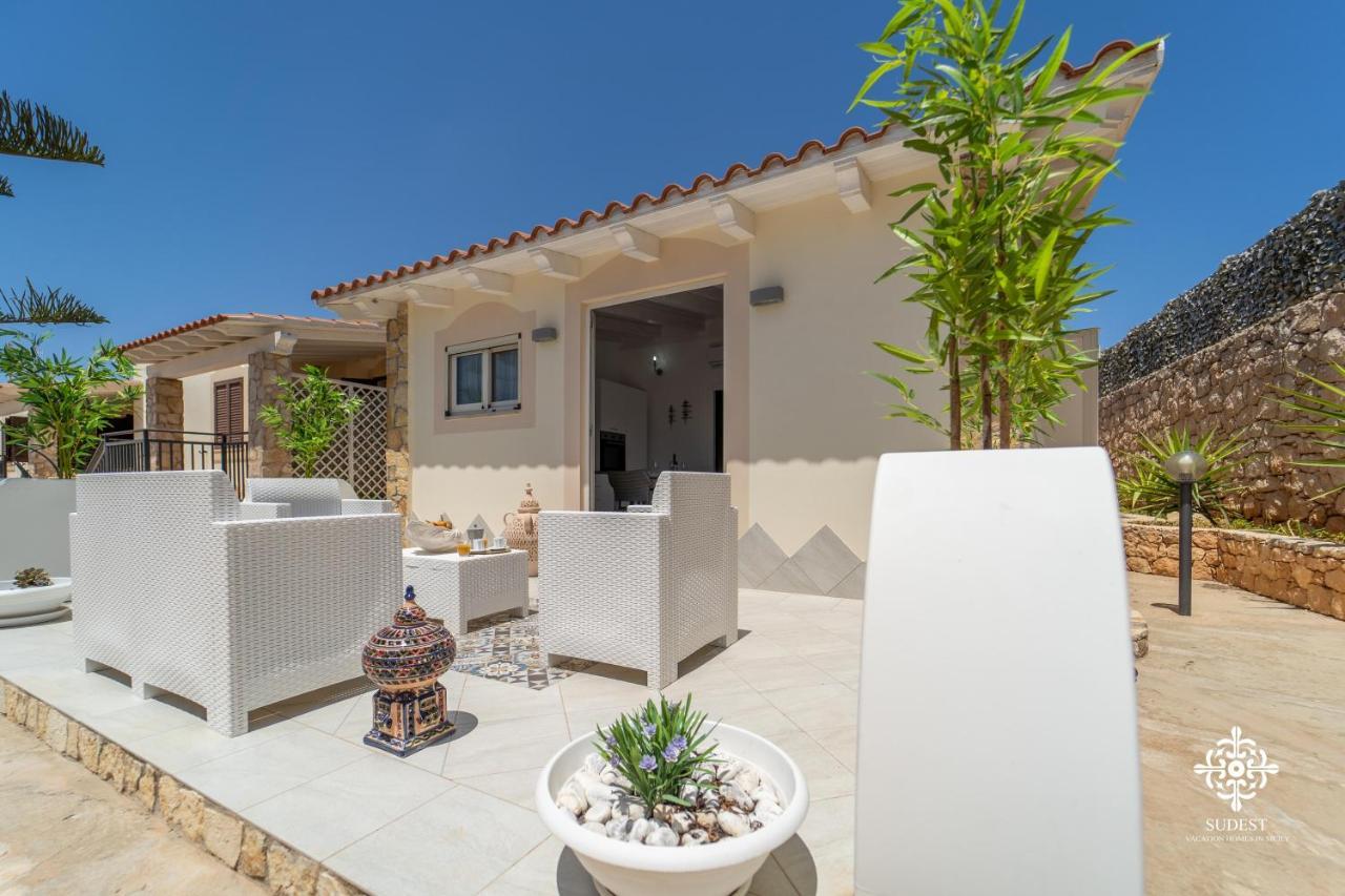 Borgo Marino Beach Residence Lampedusa Exterior photo