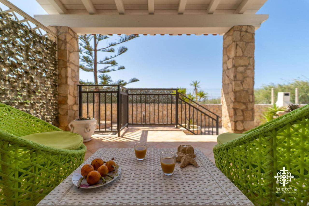 Borgo Marino Beach Residence Lampedusa Exterior photo