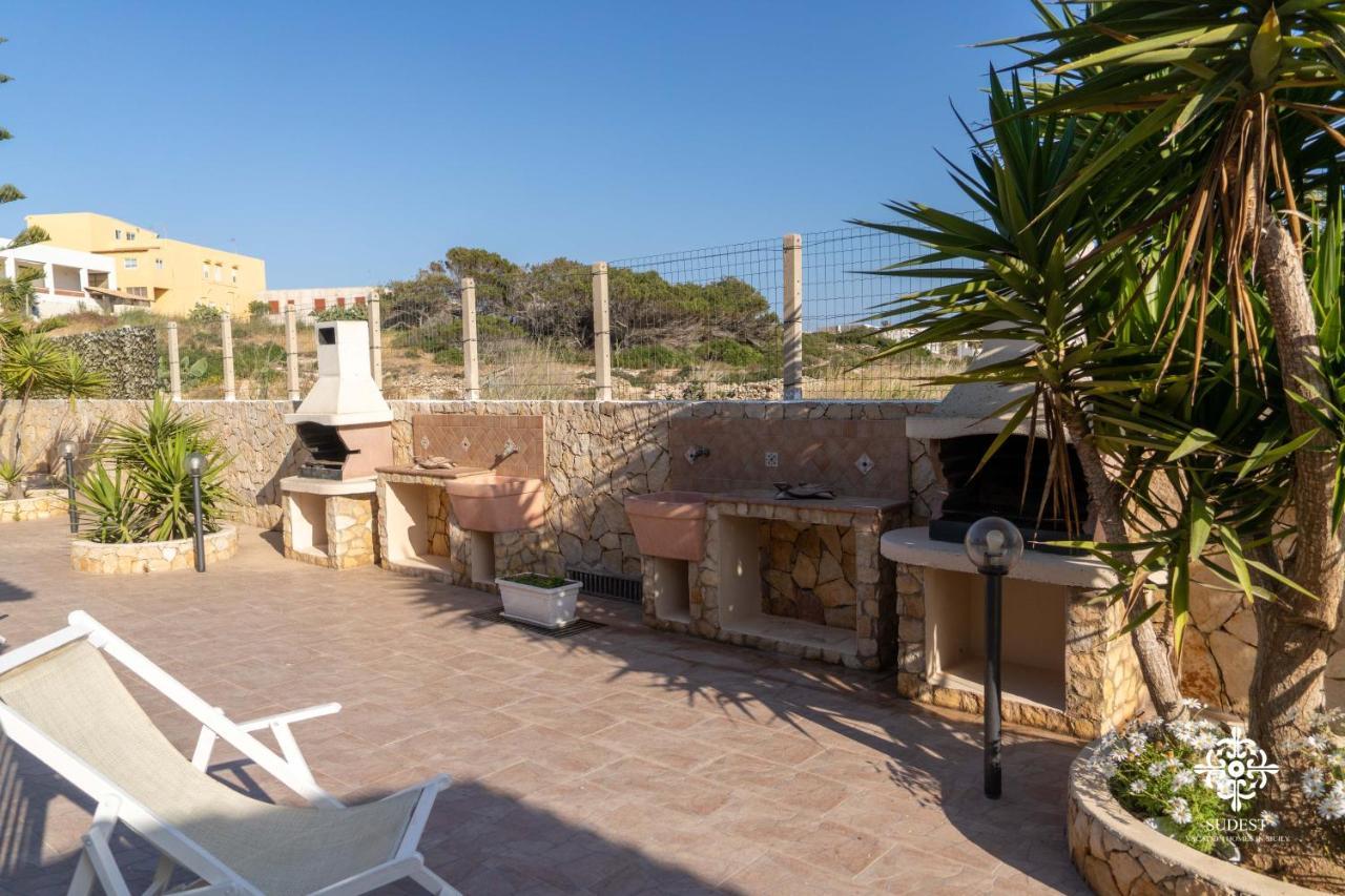 Borgo Marino Beach Residence Lampedusa Exterior photo